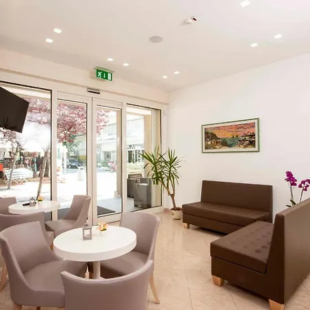 Leonardo Szálloda 2*